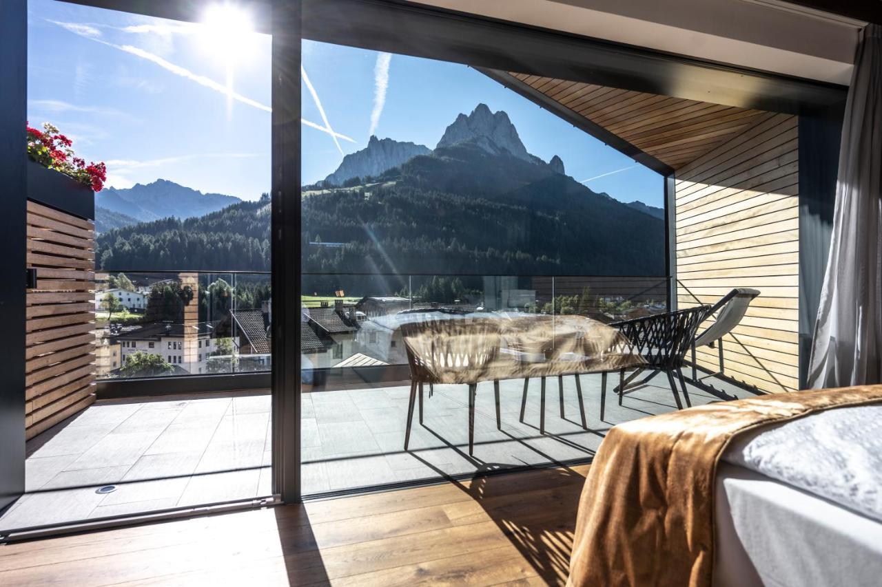 Hotel Ladinia Dolomites View Pozza di Fassa Exterior foto